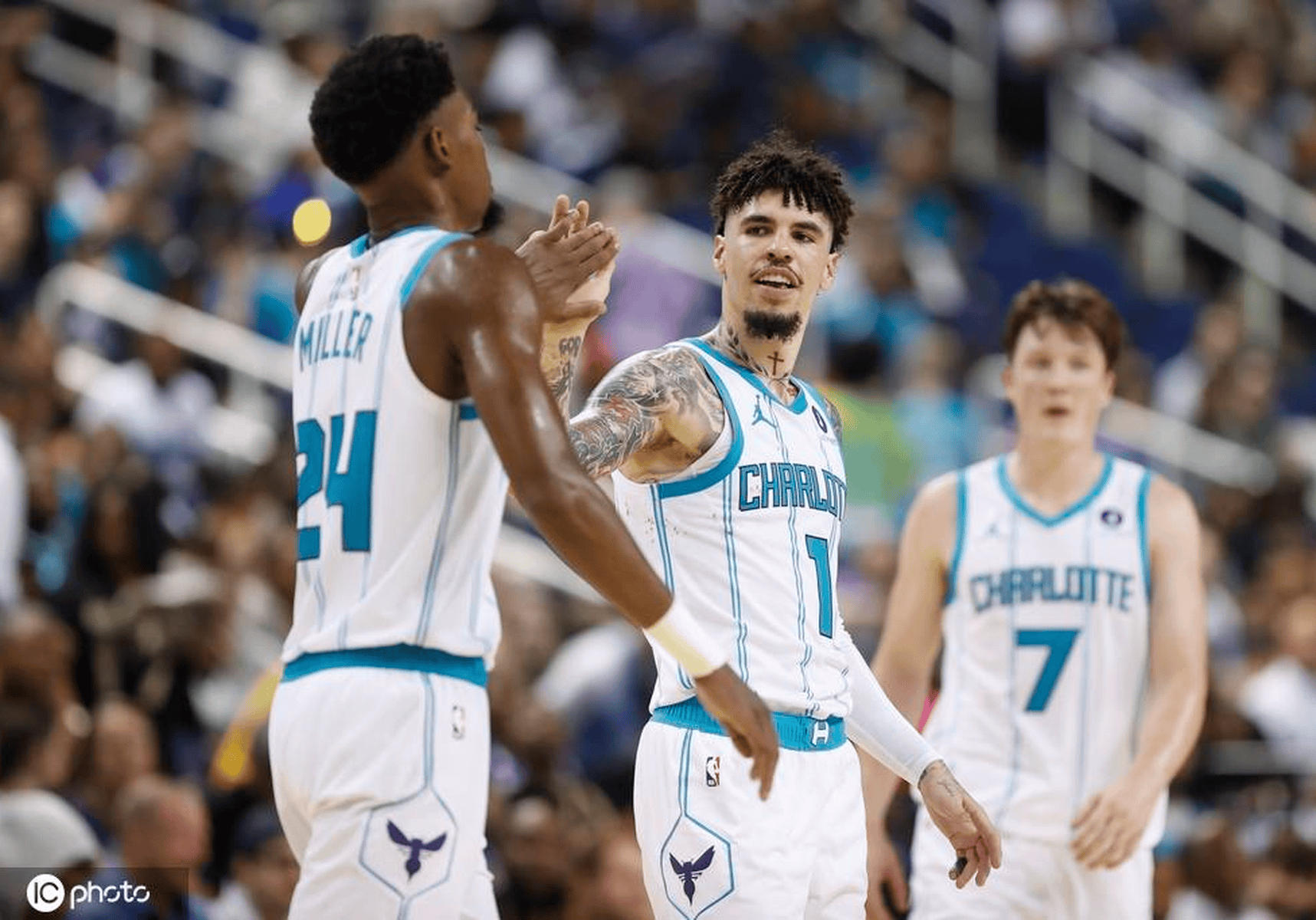 j9包含加时末段夏洛特黄蜂备战欧超杯马德里竞技豪取连胜备战全明星赛，圣安东尼奥马刺赛后主帅复盘瞬间刷屏的词条