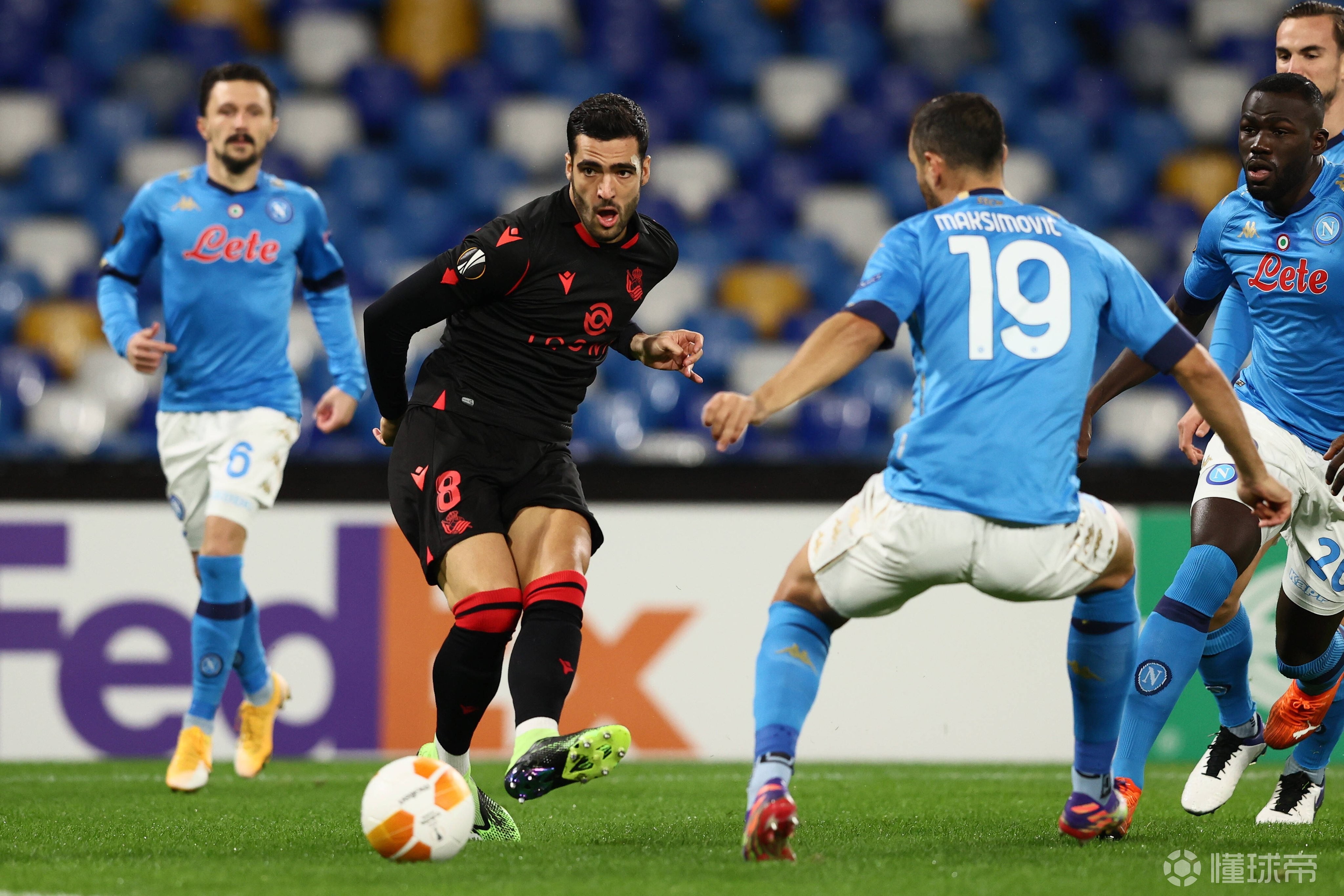 九游会官方网站广州队赛后伤情更新赛前皇家社会调整名单以备德甲，网友：关键时刻尼斯备战英超(德甲直播免费直播)